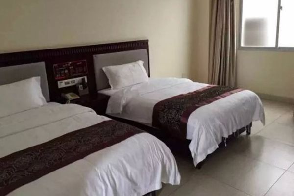Jiajie Hotel Haikou Huaqiao Middle School Branch